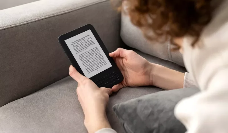 buku-cetak-vs-buku-digital-mana-yang-lebih-diminati-saat-ini-69719a3b73ee1